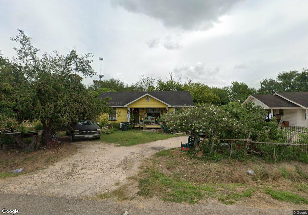 121 N Beto Garcia Dr, Weslaco, TX 78596 - photo 1
