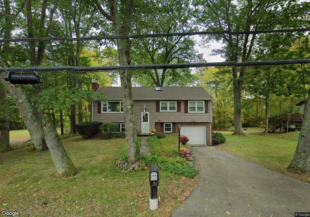 103 S Main St, Newton, NH 03858 - photo 1