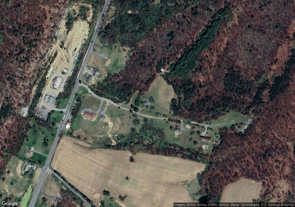 131 Skytop Ln, Berkeley Springs, WV 25411 - photo 1