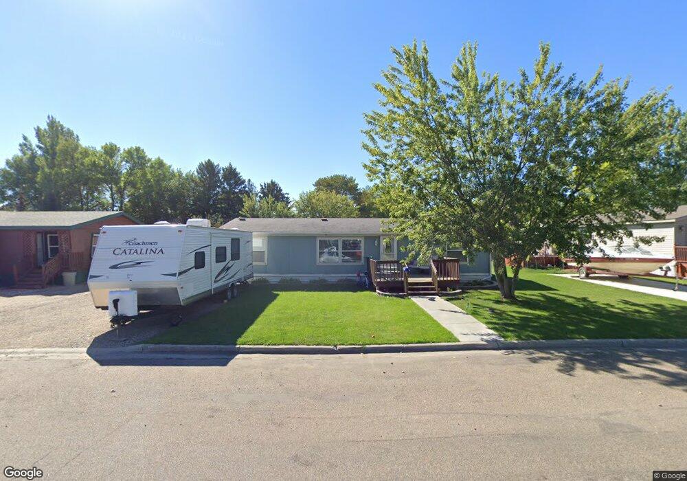 1509 14th St SW, Jamestown, ND 58401 - photo 1