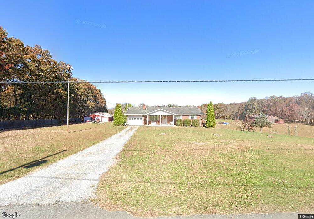 615 Old Mountain Rd, Greeneville, TN 37743 - photo 1