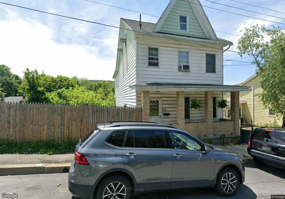 218 Clay St, Tamaqua, PA 18252 - photo 1