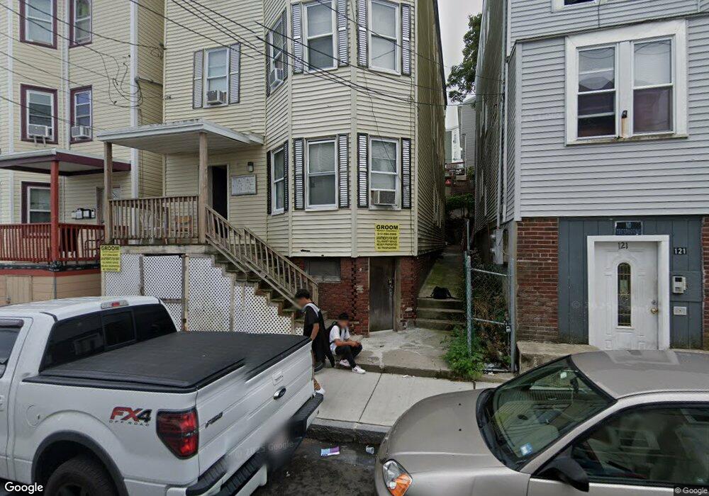 123 Marlborough St, Chelsea, MA 02150 - photo 1