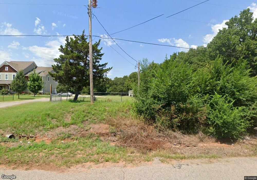 234 S Fishmarket Rd, McLoud, OK 74851 - photo 1