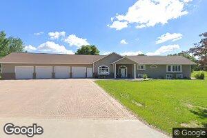 407 E Divide Ave, Drayton, ND 58225
