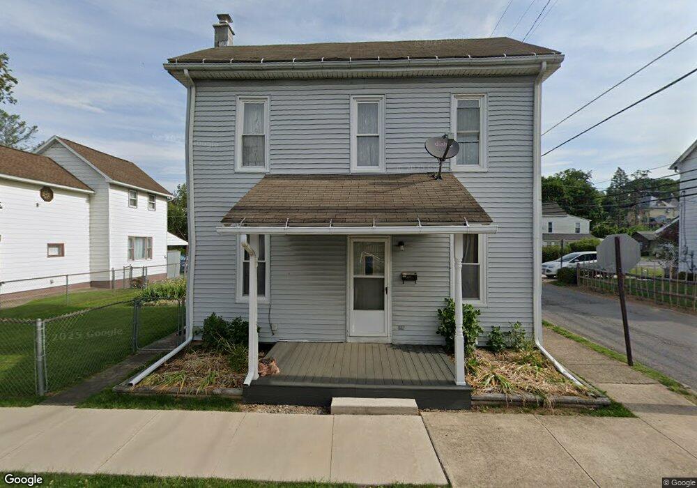 569 Hepburn St, Milton, PA 17847 - photo 1