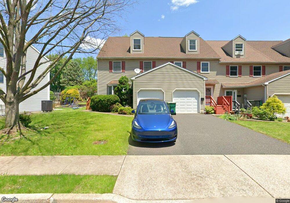 752 Cedar Ct, Red Hill, PA 18076 - photo 1