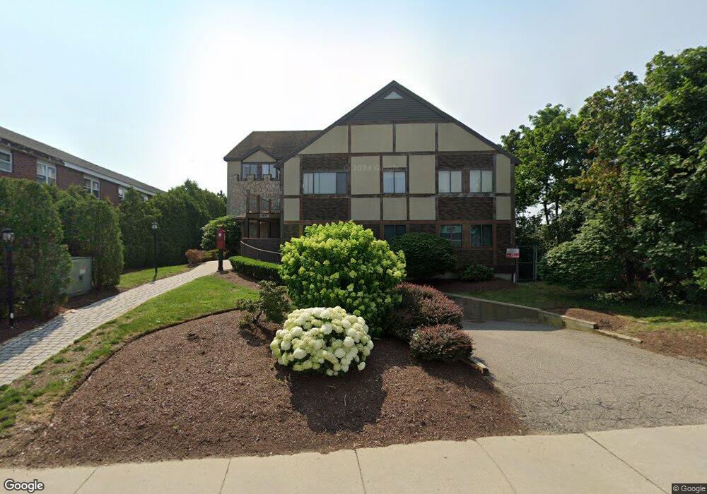 85 E Squantum St unit 5, Quincy, MA 02171 - photo 1