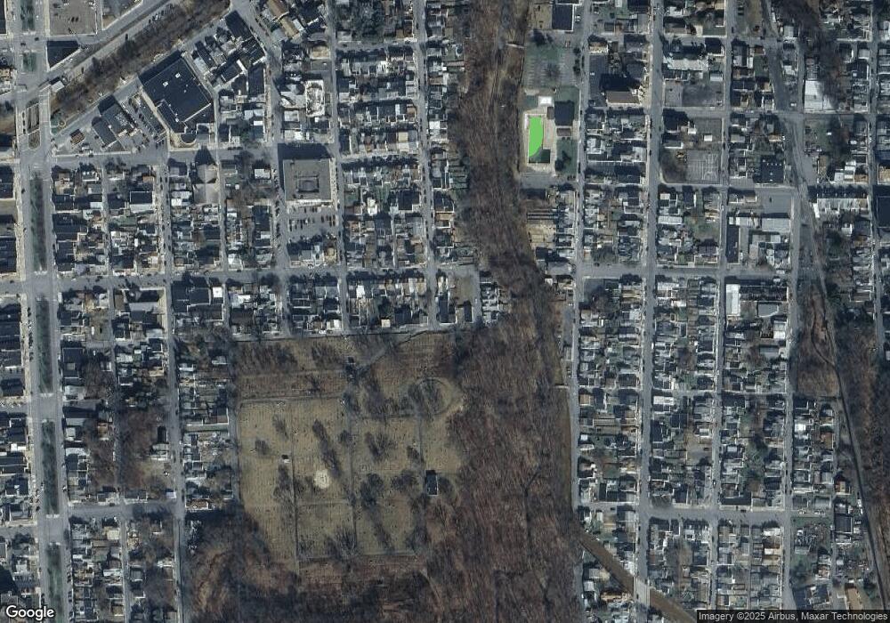 201 E High St unit 203, Shamokin, PA 17872 - photo 1