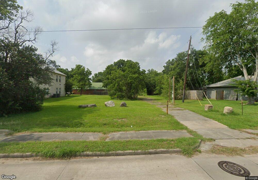 4303 W Walnut St, Pearland, TX 77581 - photo 1