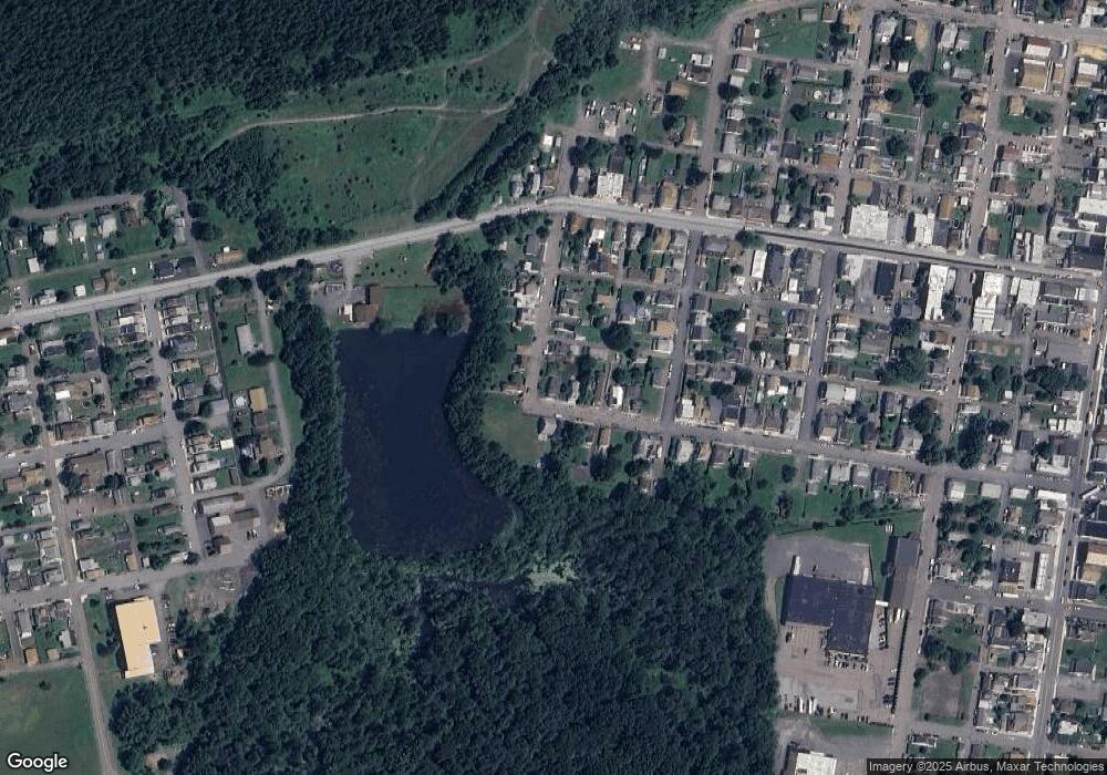 331 W Sherman St, McAdoo, PA 18237 - photo 1