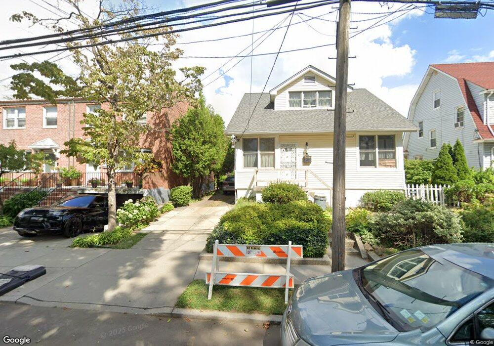 4017 189th St, Flushing, NY 11358 - photo 1