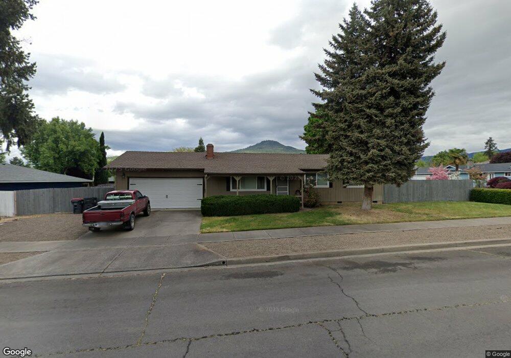 1440 Papago Dr, Medford, OR 97504 - photo 1
