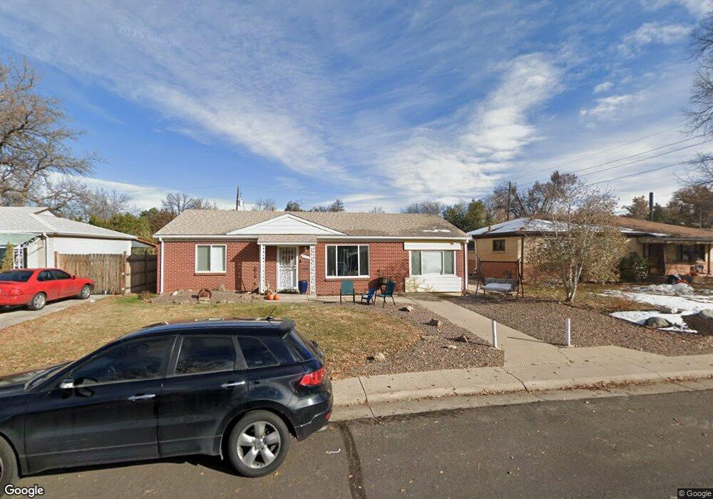 2310 Lansing St, Aurora, CO 80010 - photo 1