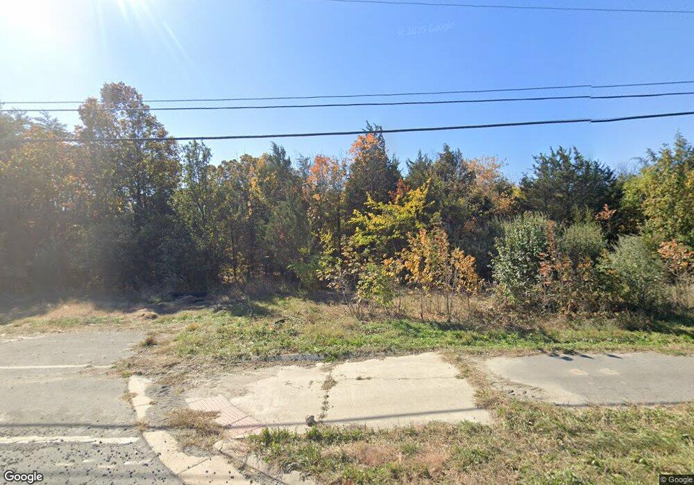 43647 John Mosby Hwy, Chantilly, VA 20152 - photo 1