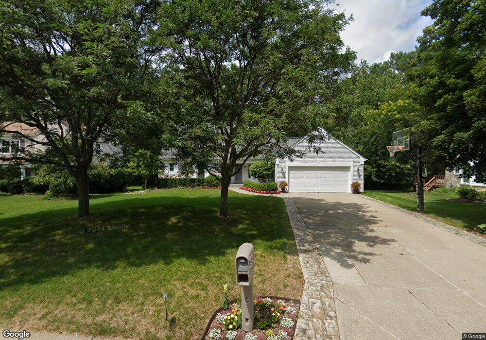 6594 Windmill Ln, West Bloomfield, MI 48324 - photo 1