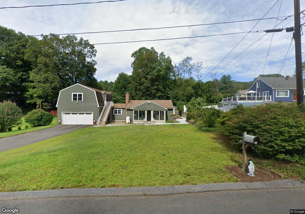 15 Pleasant St, Burlington, CT 06013 - photo 1