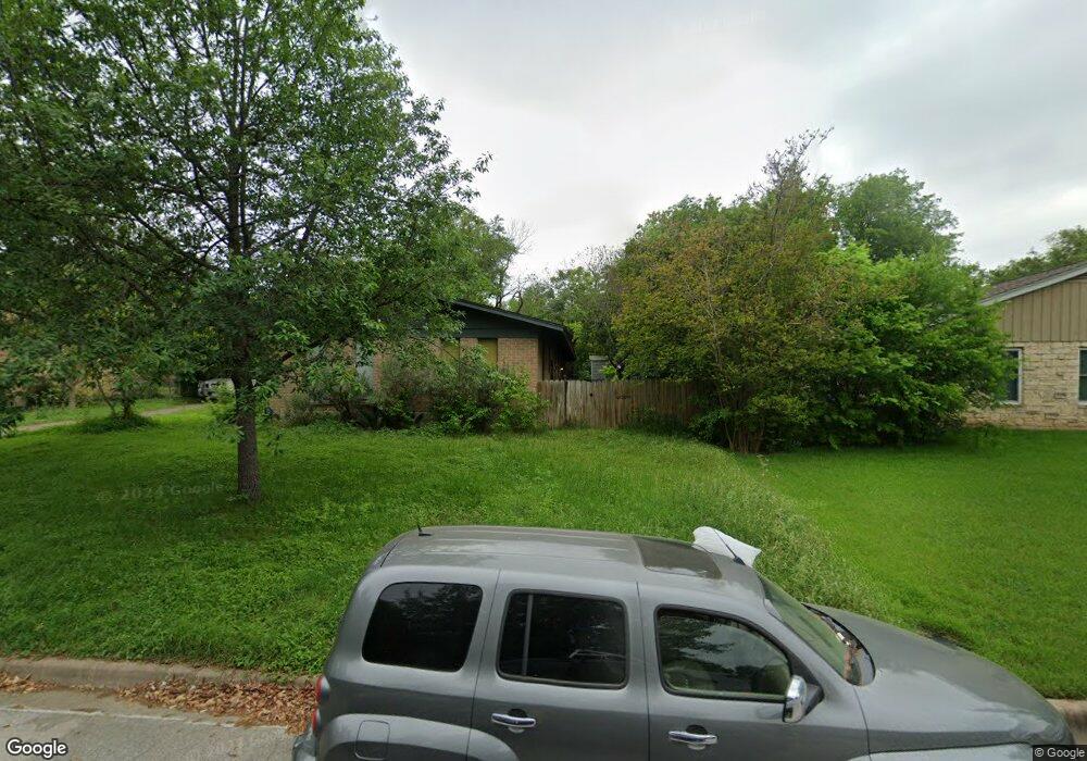 8910 Little Walnut Pkwy, Austin, TX 78758 - photo 1