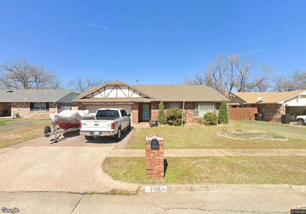 1105 NE 6th St, Moore, OK 73160 - photo 1