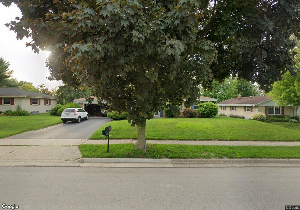 1944 Sunnyside Dr, Waukesha, WI 53186 - photo 1