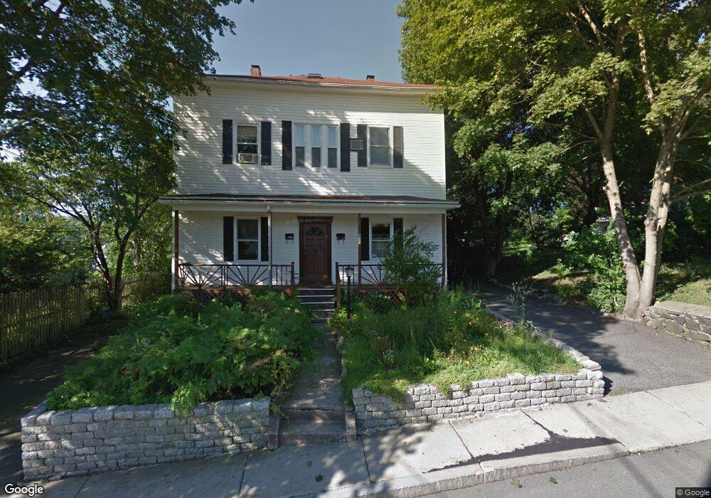 511 Beech St unit 1, Roslindale, MA 02131 - photo 1