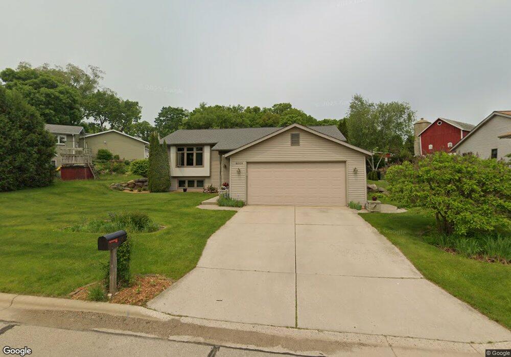 5005 Laufenberg Blvd, Cross Plains, WI 53528 - photo 1