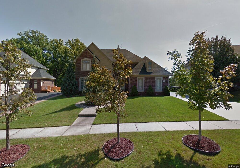 7155 Carlyle Crossing, West Bloomfield, MI 48322 - photo 1