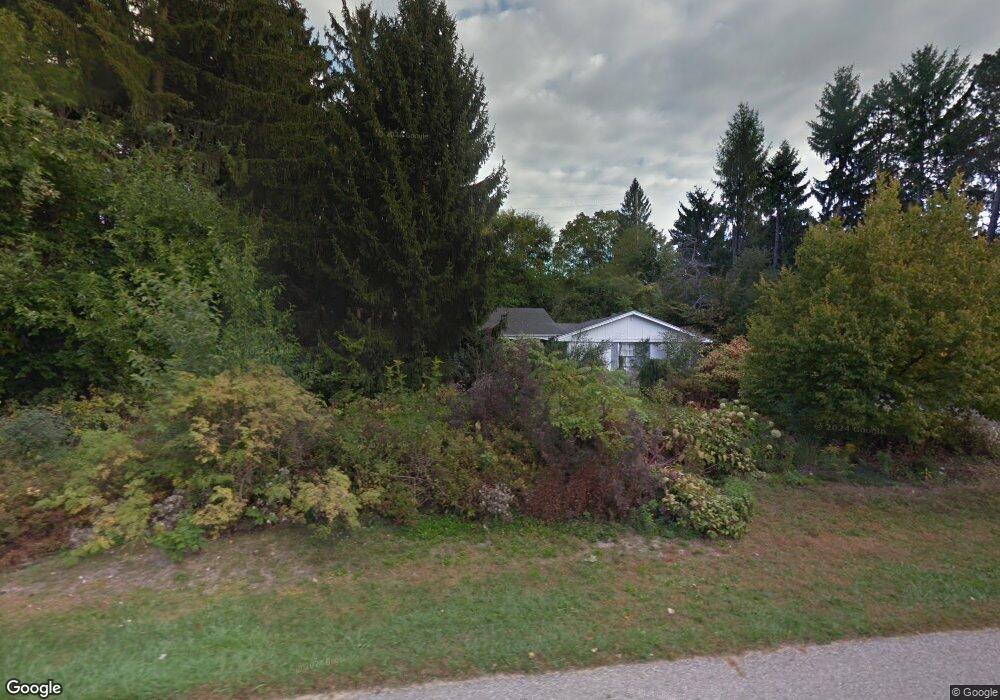 1383 Winchcombe Dr, Bloomfield Hills, MI 48304 - photo 1