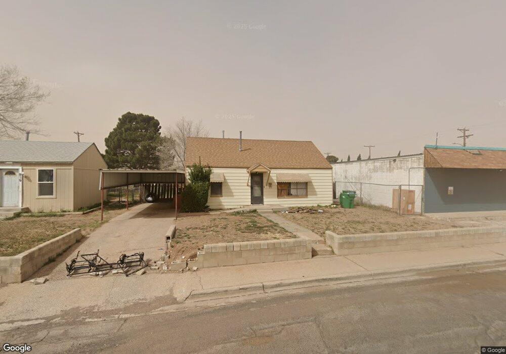 921 N Thorp St, Hobbs, NM 88240 - photo 1