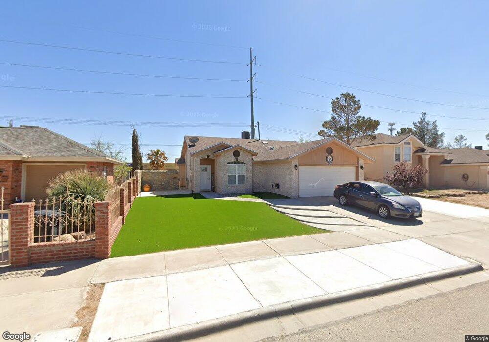 13992 Lago Seco Dr, Horizon City, TX 79928 - photo 1