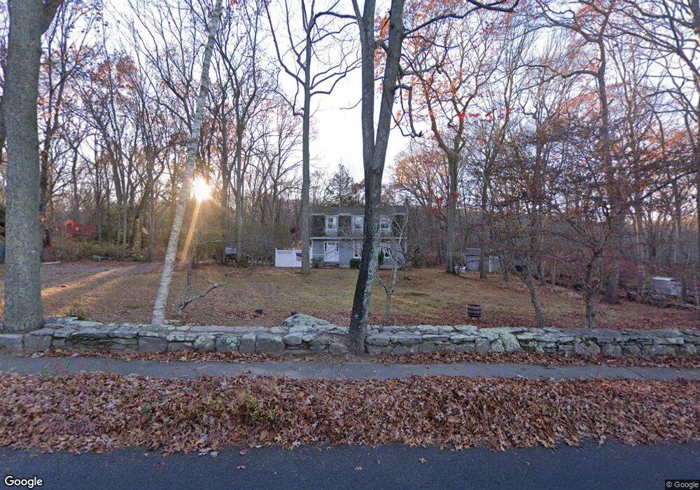 34 Riverview Rd, Niantic, CT 06357 - photo 1