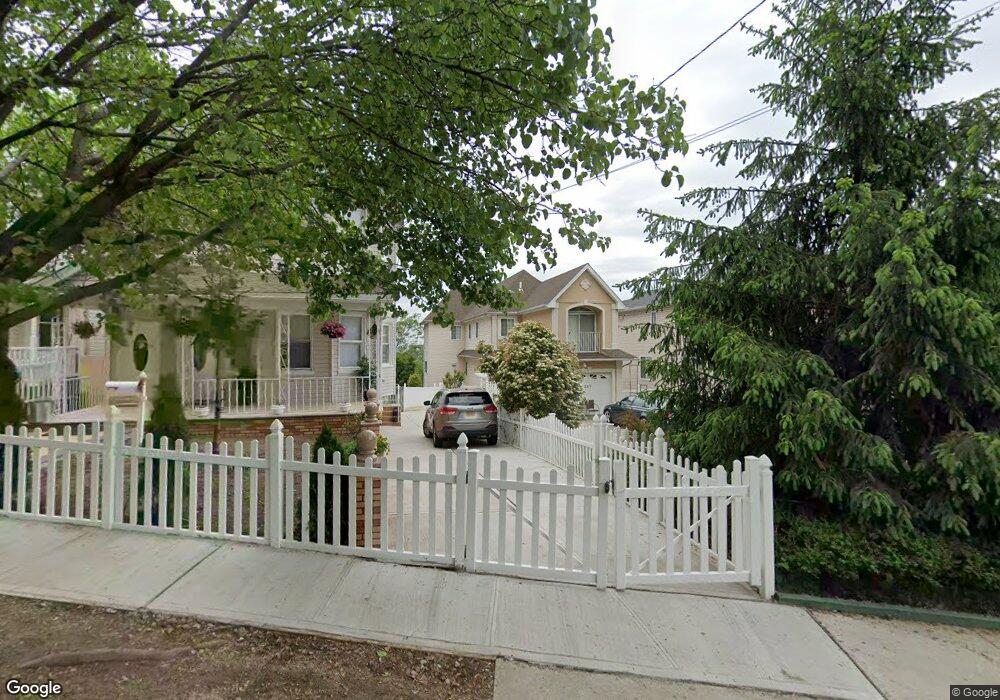 243 Castleton Ave, Staten Island, NY 10301 - photo 1
