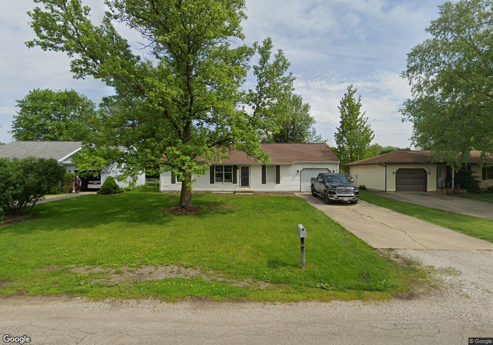3336 Moultrie Ave, Mattoon, IL 61938 - photo 1