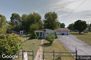 41 E 1st St, Orestes, IN 46063