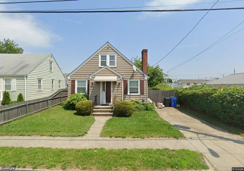 13 Leslie St, Cranston, RI 02910 - photo 1