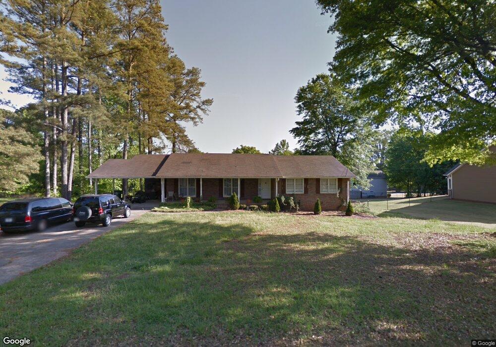 2097 Mozelle Dr, Marietta, GA 30062 - photo 1