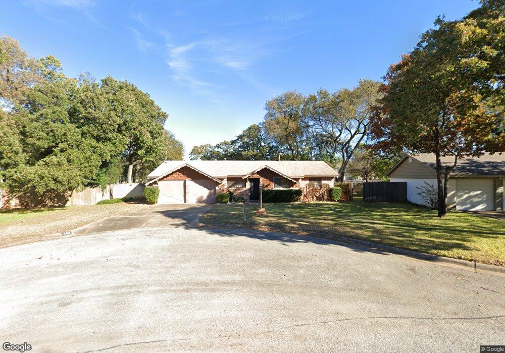 140 Oakhurst Dr, Bedford, TX 76022 - photo 1