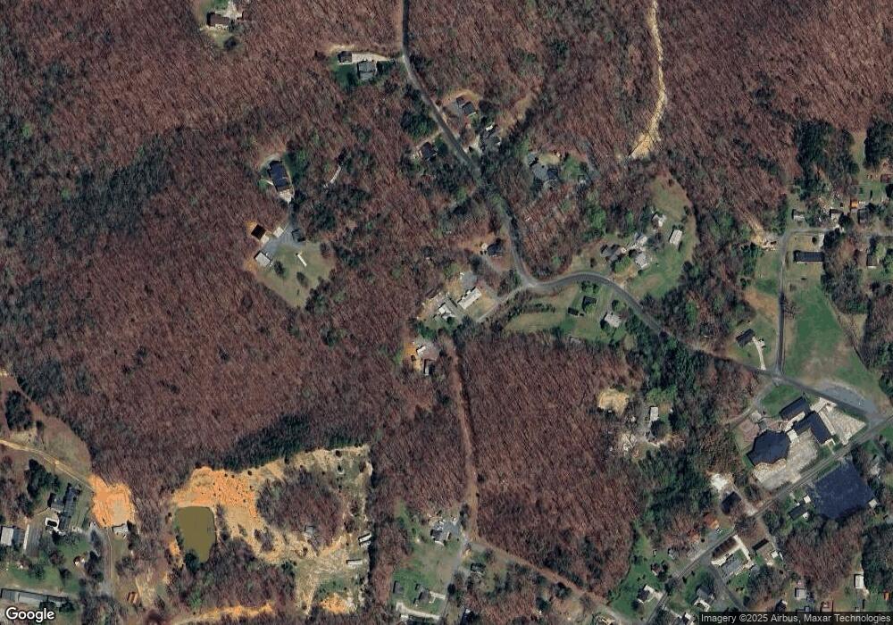 579 N Oakdale St, Asheboro, NC 27205 - photo 1