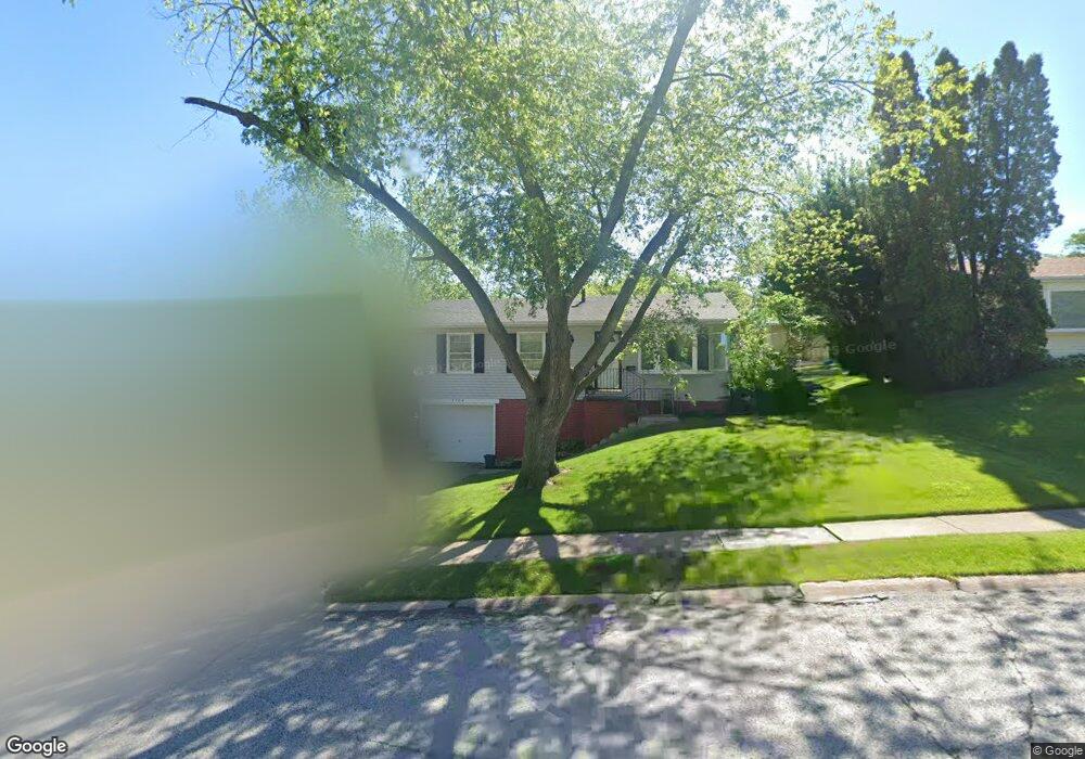 4709 N Ripley St, Davenport, IA 52806 - photo 1