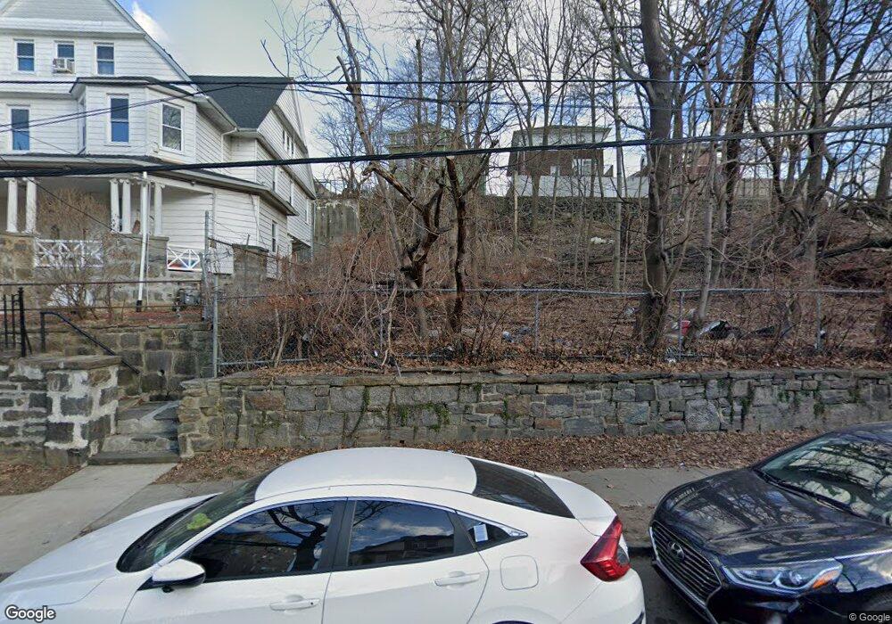 106 Bruce Ave, Yonkers, NY 10705 - photo 1