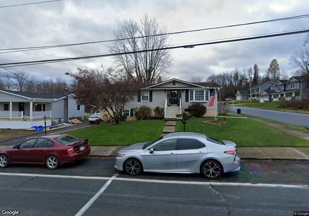 325 Oak St, Taylor, PA 18517 - photo 1