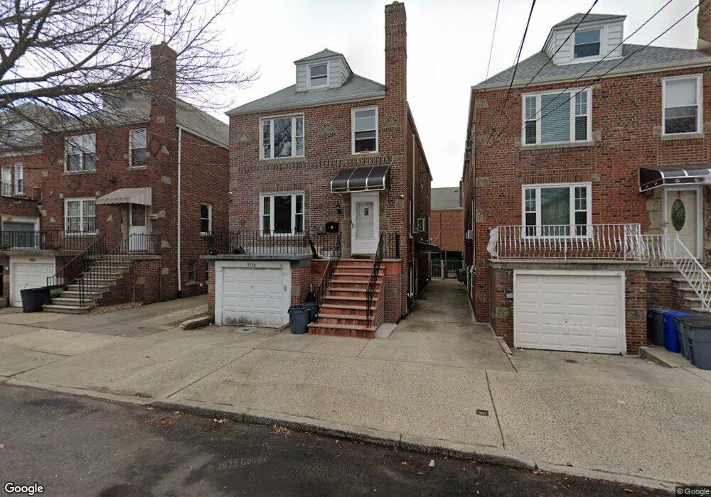 2135 Lurting Ave unit 2FL, Bronx, NY 10461 - photo 1