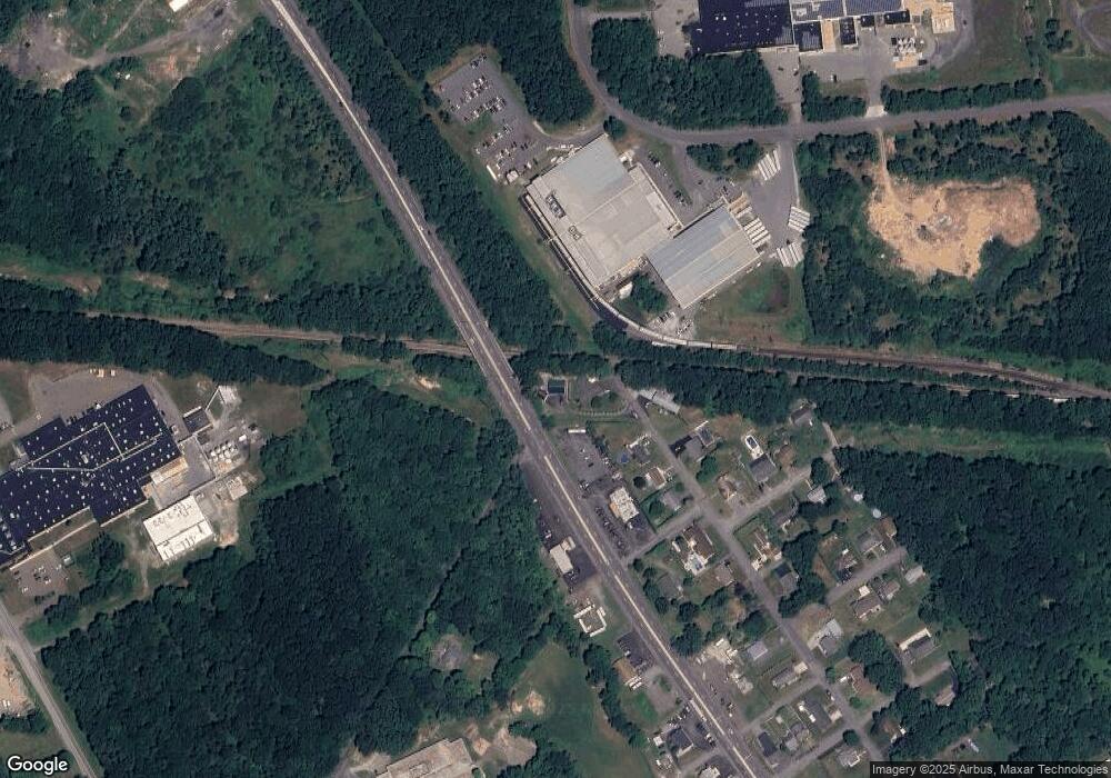 135 Cumberland Ave, Tamaqua, PA 18252 - photo 1