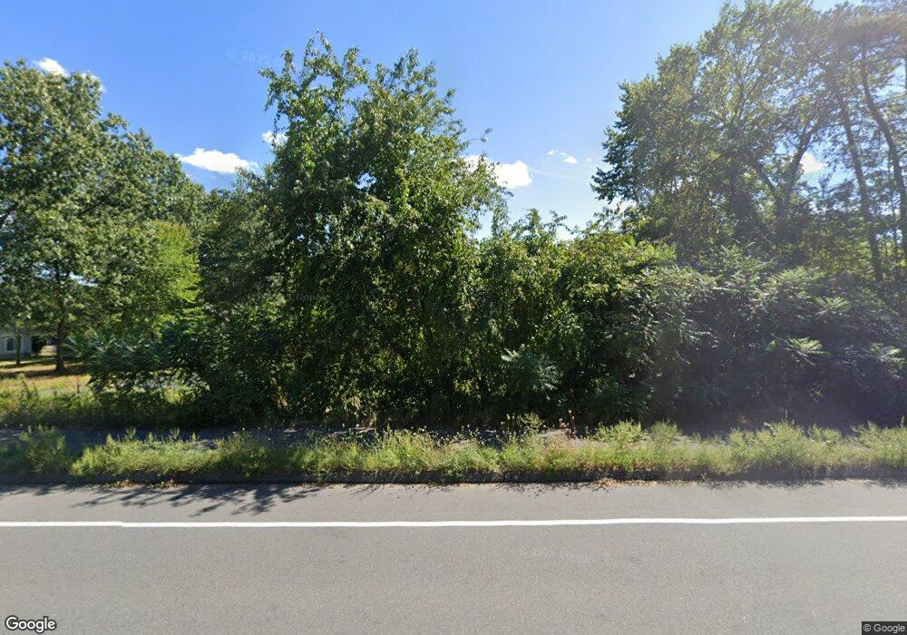 336 E Hadley Rd, Amherst, MA 01002 - photo 1