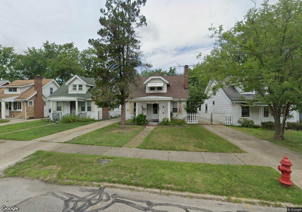 5450 Grasmere Ave, Maple Heights, OH 44137 - photo 1