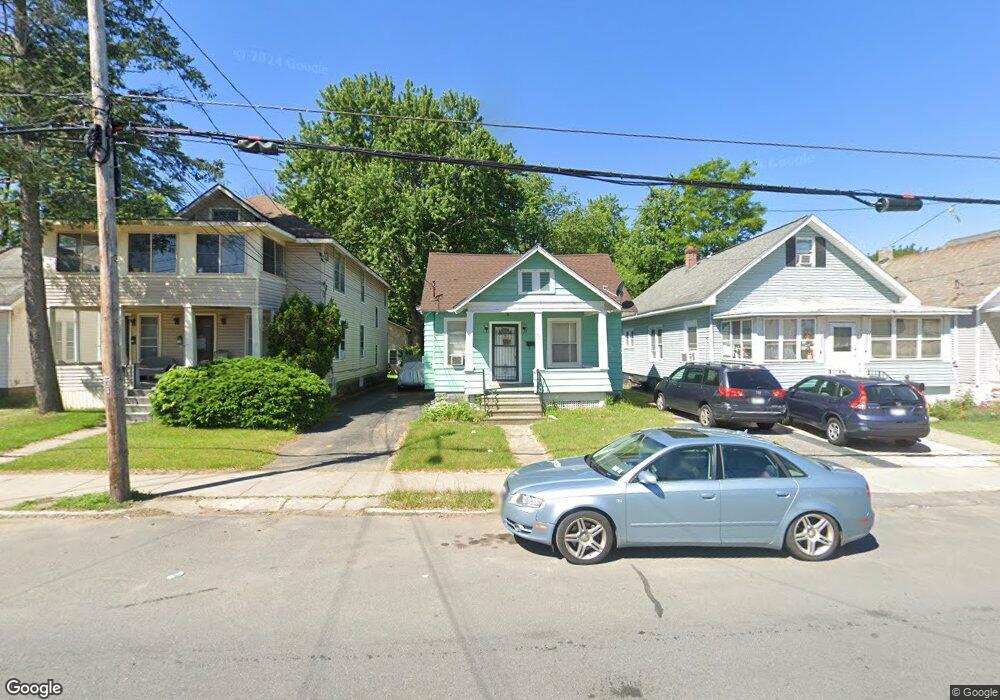 1426 Albany St, Schenectady, NY 12304 - photo 1