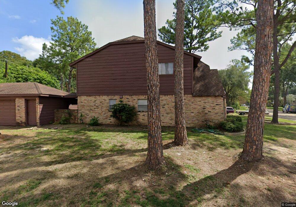 5054 Oak Shadows Dr, Houston, TX 77091 - photo 1