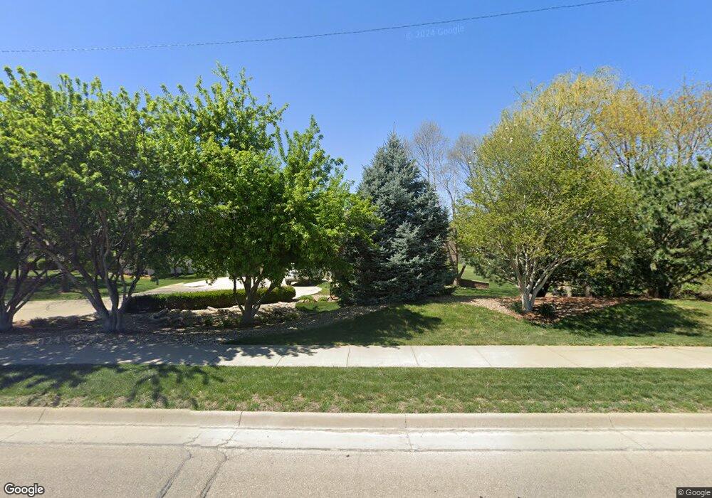 4007 SW Wanamaker Rd, Topeka, KS 66610 - photo 1