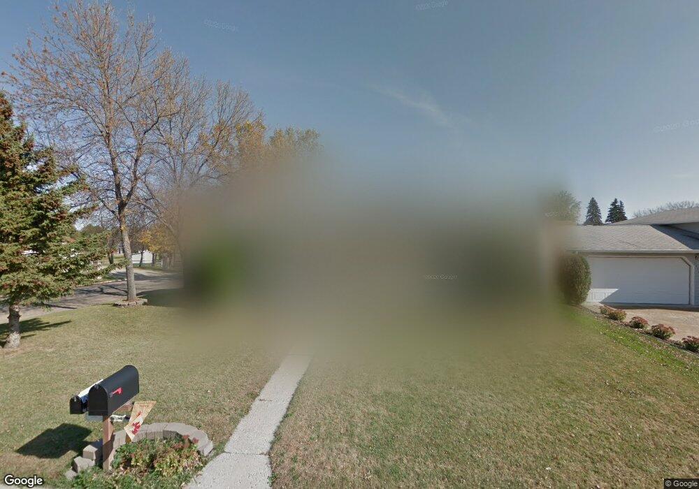 1418 5th Ave NW, Jamestown, ND 58401 - photo 1