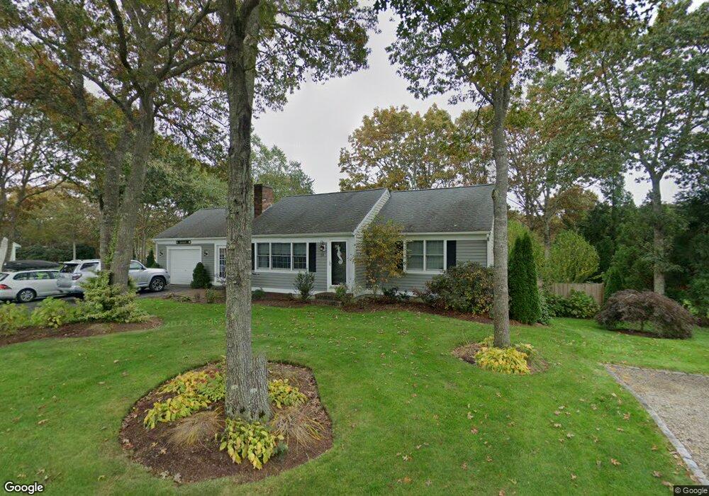 29 Constant Ln, Cotuit, MA 02635 - photo 1